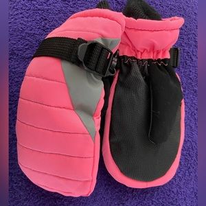 Waterproof kids winter gloves!